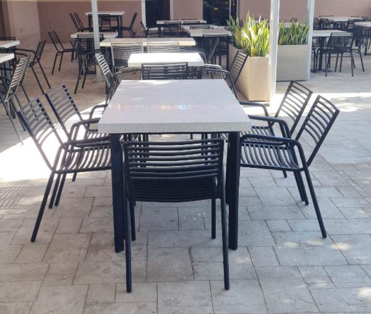 Mobiliario de piscina M4